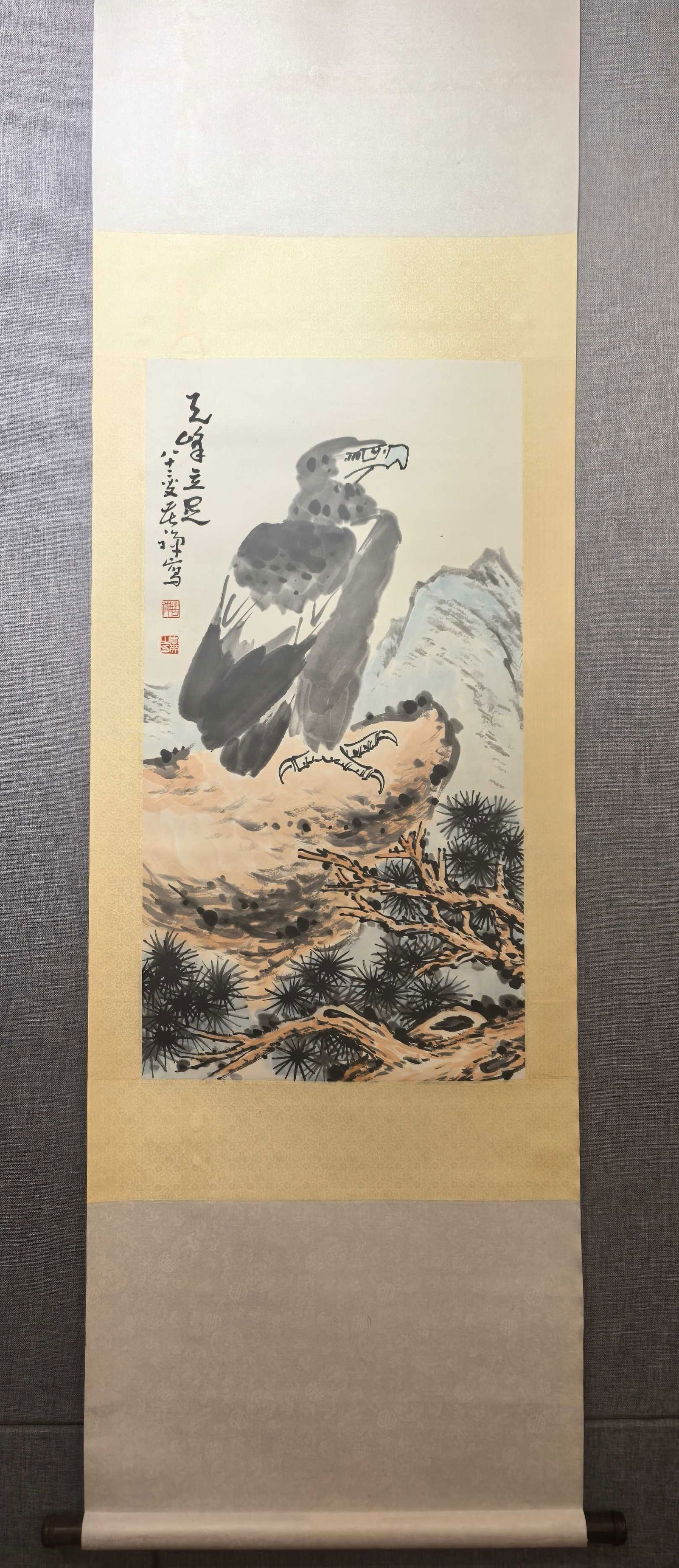 A Chinese Vertical Scroll Ink Painting of Eagles on Paper: A Chinese Vertical Scroll Ink Painting of Eagles on Paper,Modern Time of China,Li Kuchan,Size:35inx18.5in 