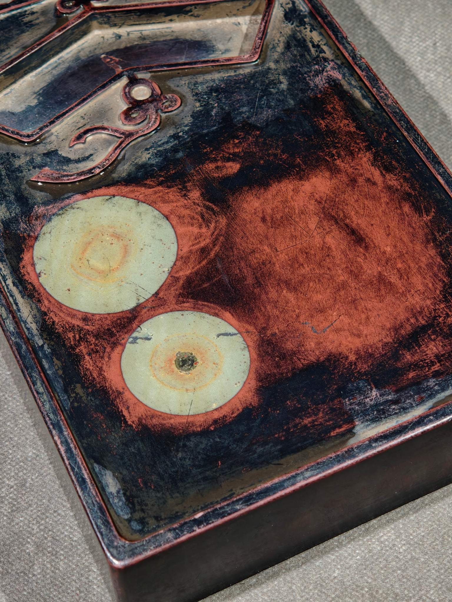 A Exquisite Sun and Moon Pattern Inkstone - 2