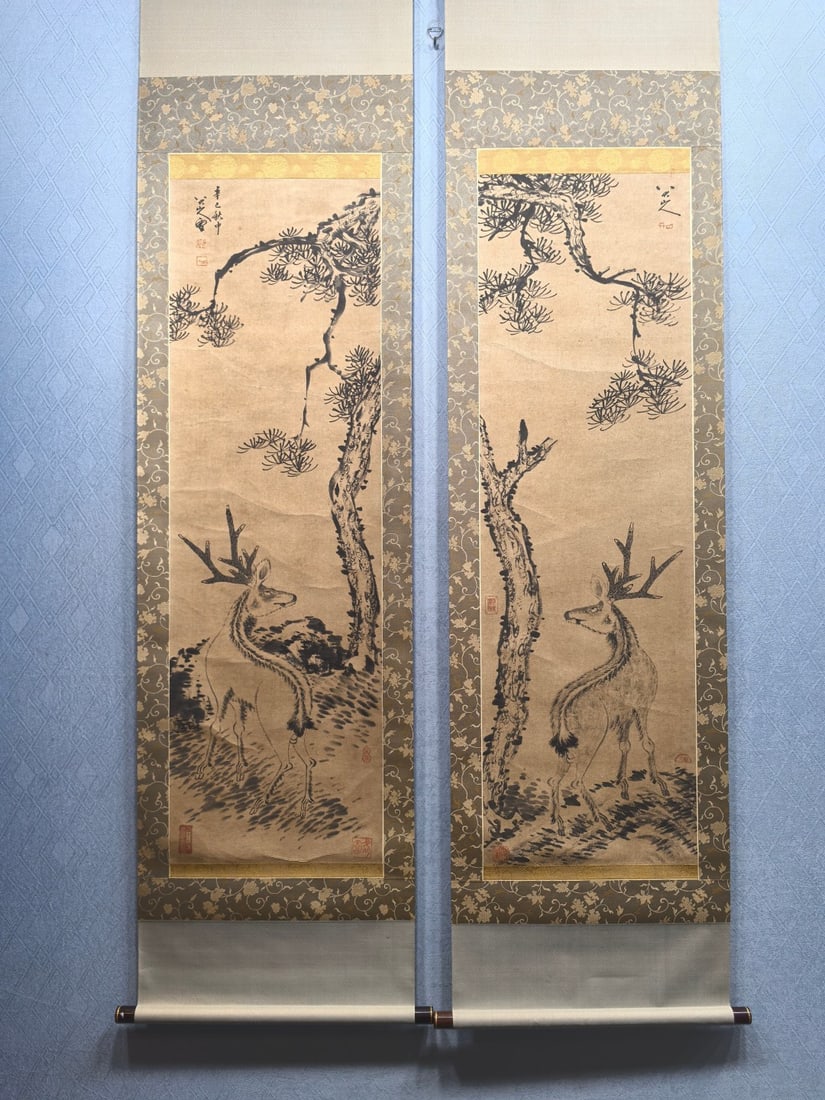 A pair of Chinese Vertical Scroll Ink Paintings of Deer on Paper: A pair of Chinese Vertical Scroll Ink Paintings of Deer on Paper,Qing Dynasty, China,Bada Shanren,without frame size:14.6inx46.9in 