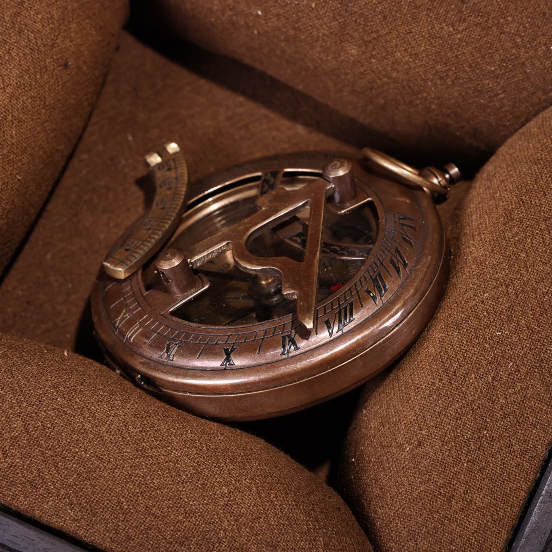 A Exquisite Bronze Compass - 8