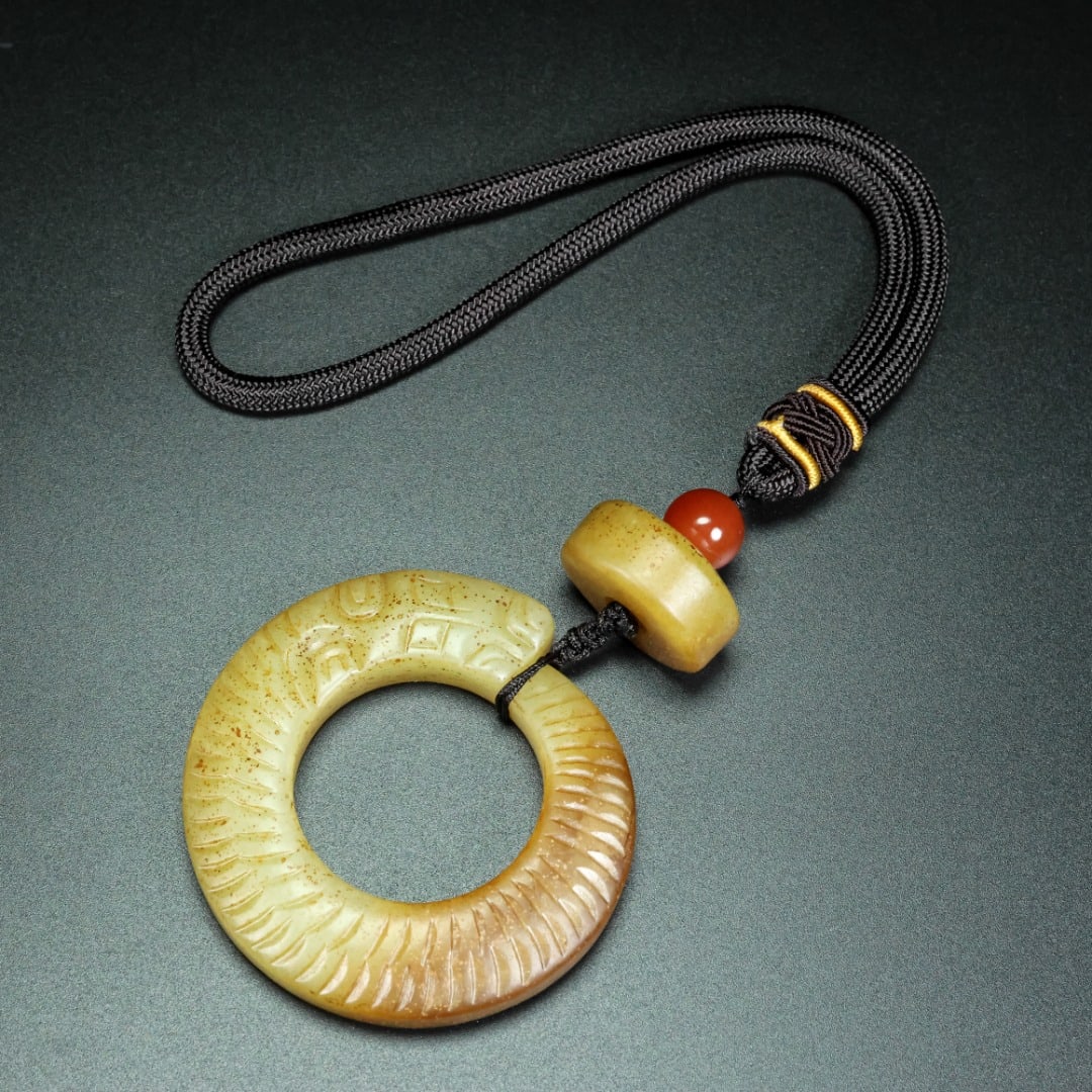 A Exquisite Hetian Jade Dragon Pattern Accessory - 2