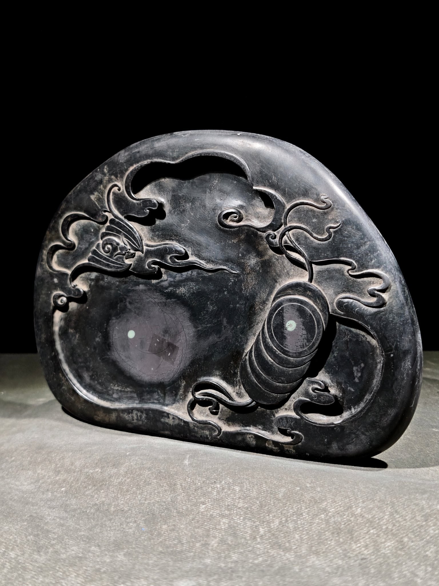 A Exquisite Bat Pattern Inkstone - 3