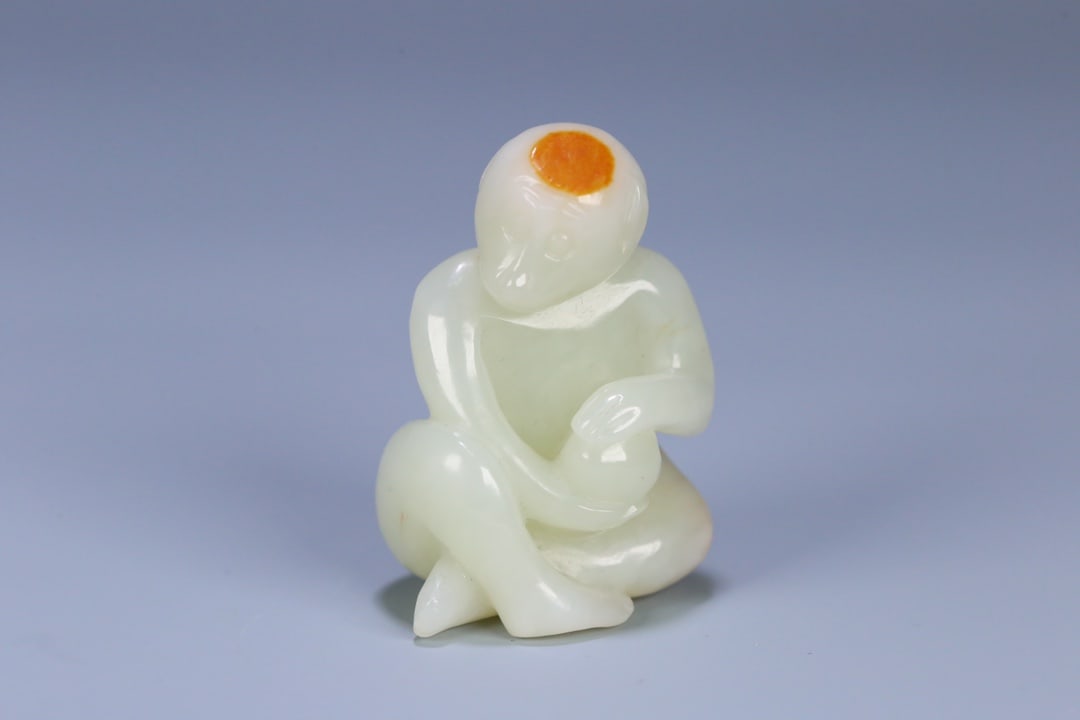 A Exquisite Hotan Jade Monkey Ornament (1 of 9)