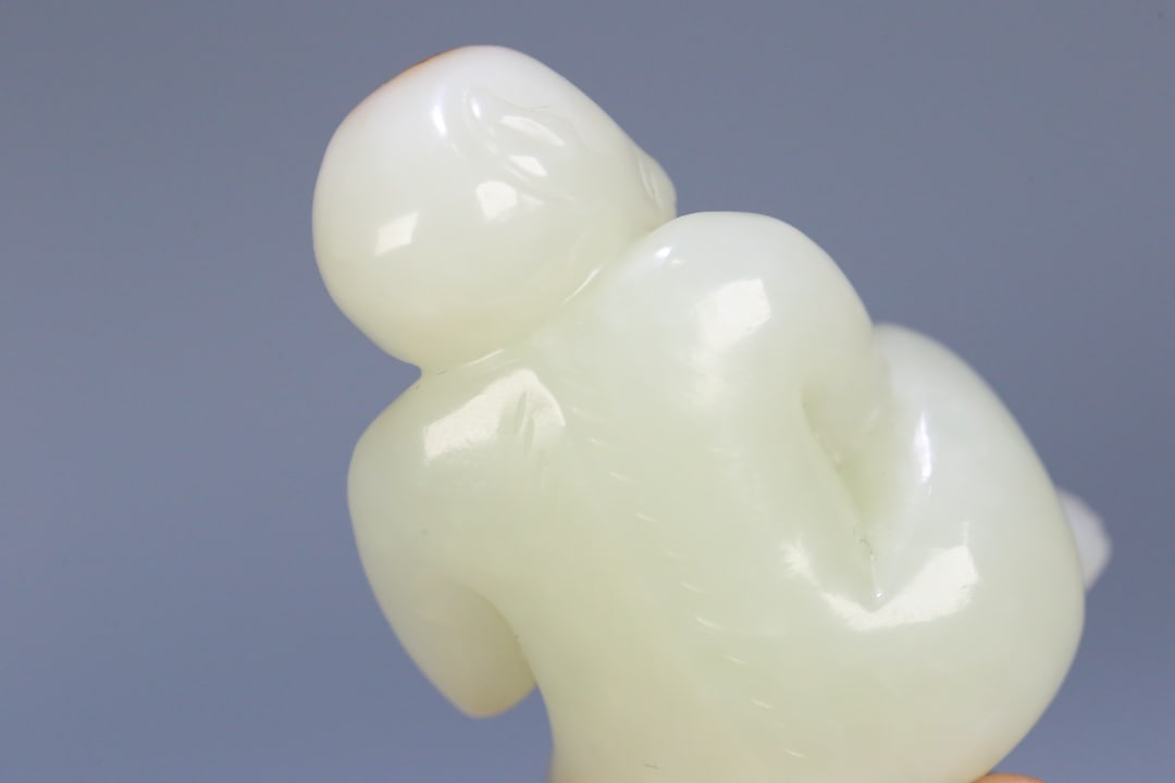 A Exquisite Hotan Jade Monkey Ornament - 9