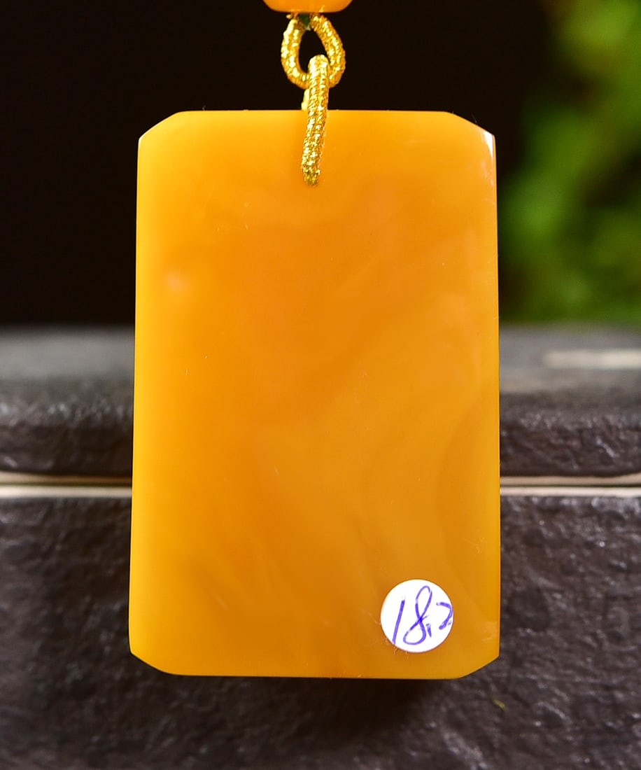 A Exquisite Amber Square Necklace - 5