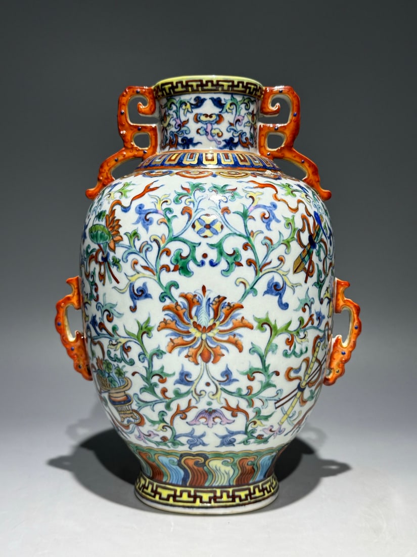 An Exquisite Doucai Lotus Pattern Double-Ears Vase - 4