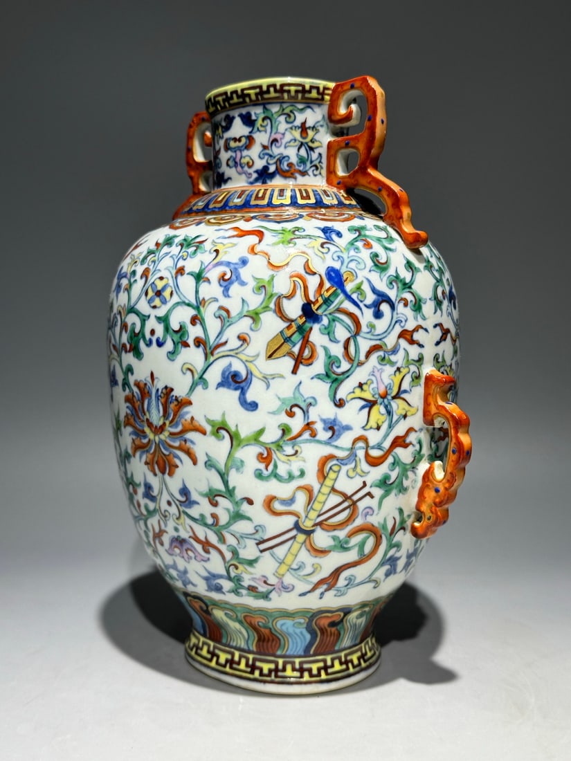 An Exquisite Doucai Lotus Pattern Double-Ears Vase - 5