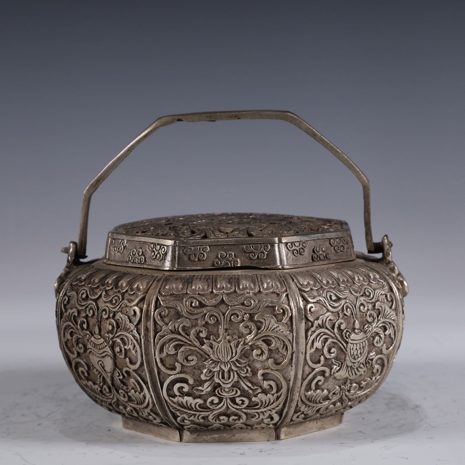 An Exquisite Silver-plated Eight Treasures PatternHandwarmer - 5