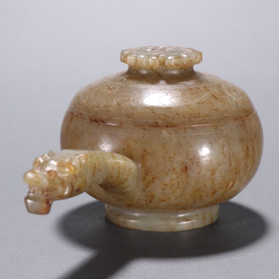 An Exquisite White Jade Dragon Pattern Flagon - 3