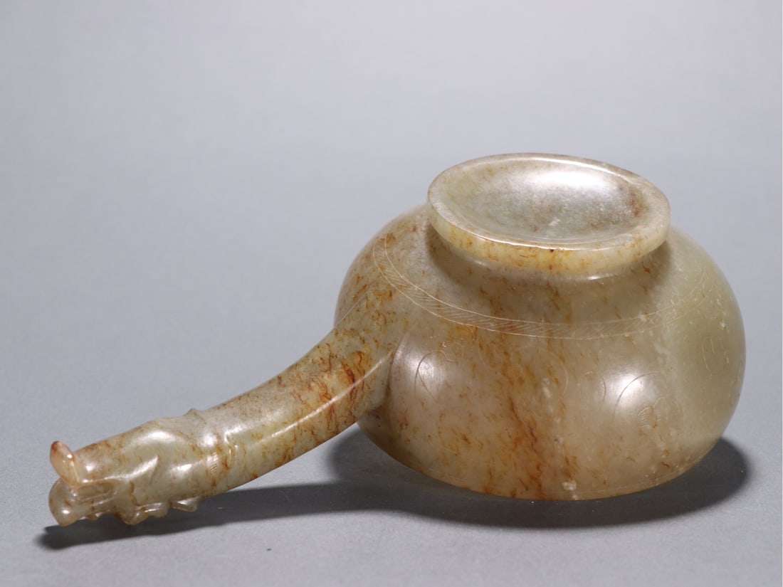 An Exquisite White Jade Dragon Pattern Flagon - 9