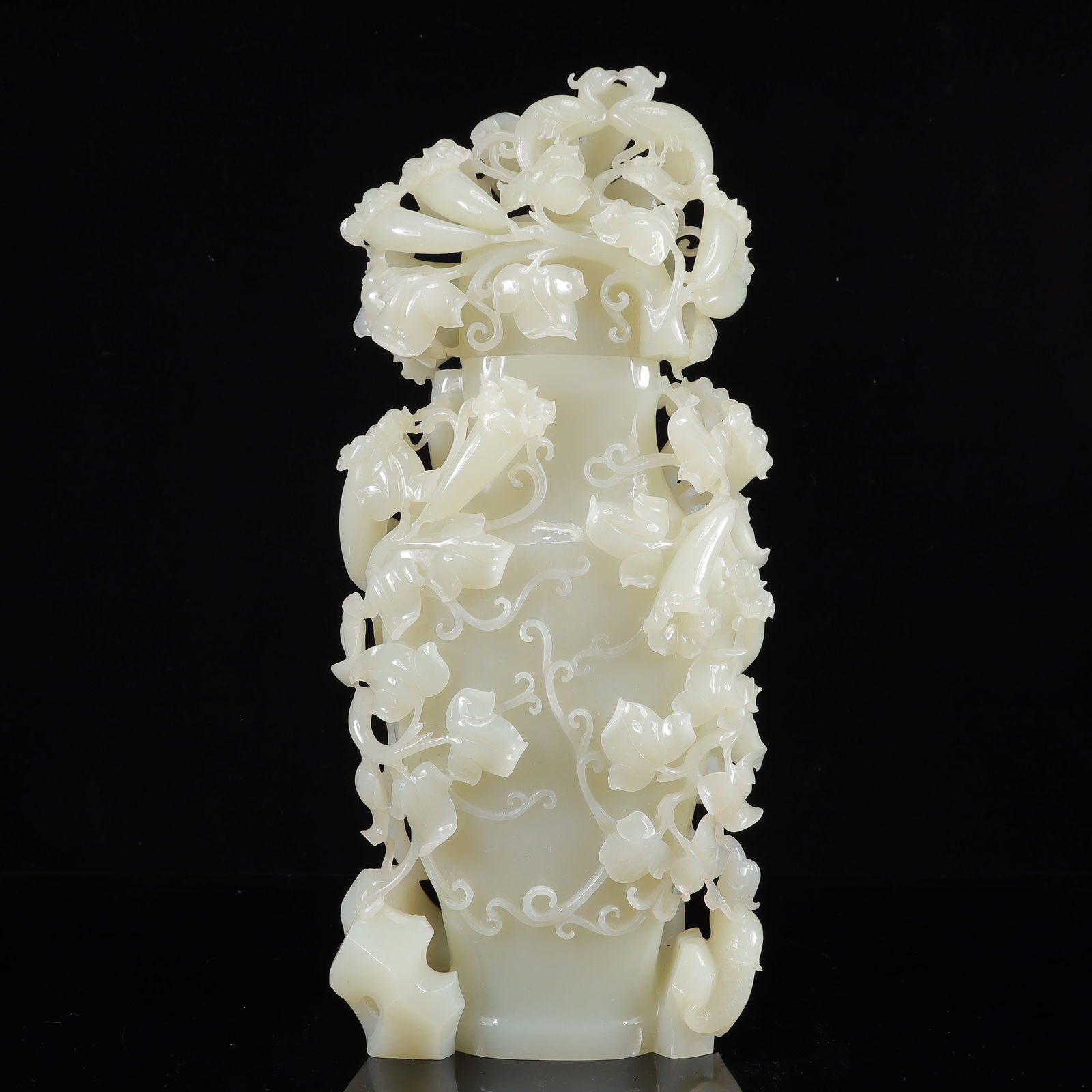 A Huge White Jade Flower Vase (1 of 16)