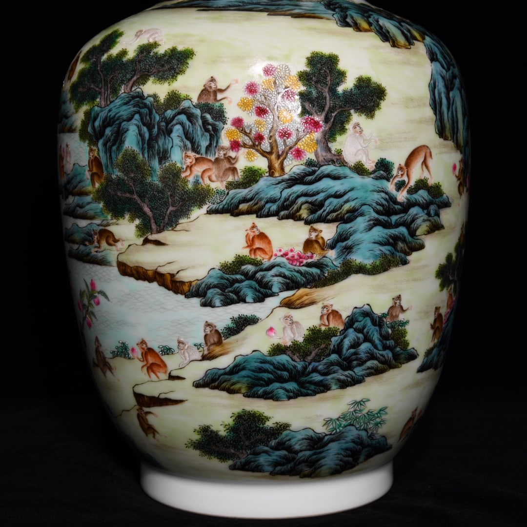A Huge Famille-Rose Monkey Pattern Vase - 6
