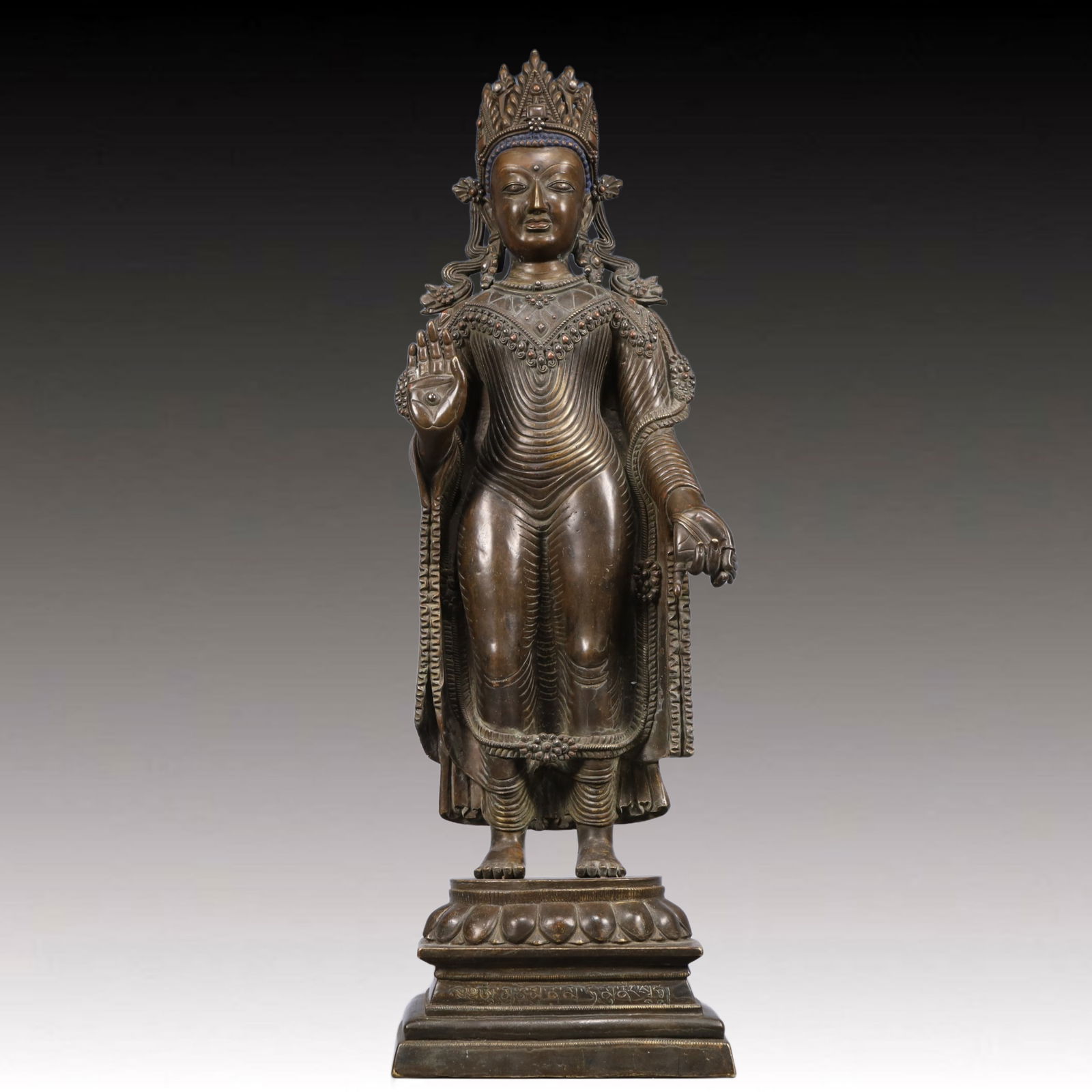 A Solemn Bronze Statue of Amitayus, Inlaid Gems, With Inscription (1 of 10)