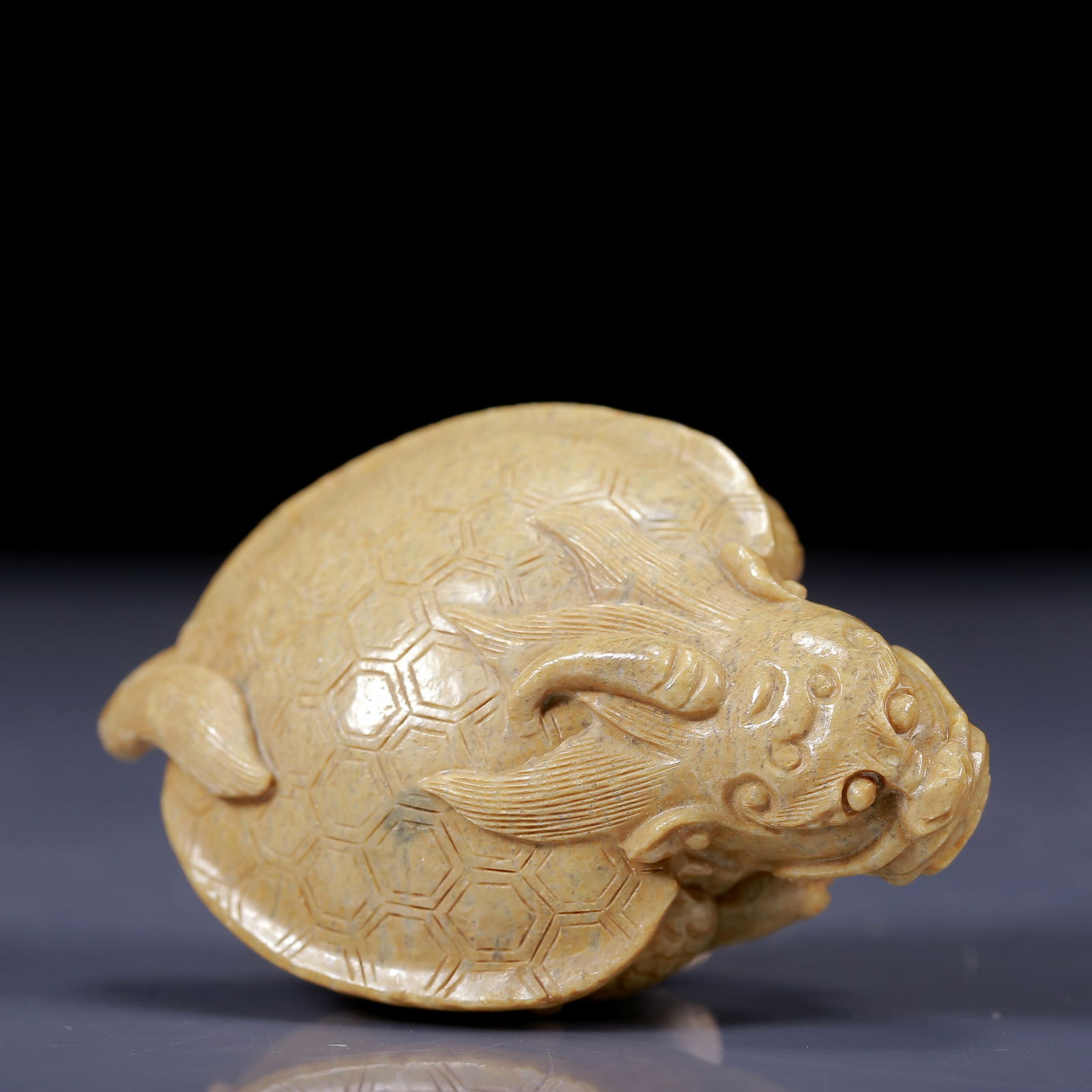 An Exquisite White Jade Dragon Turtle Pattern Ornament - 7