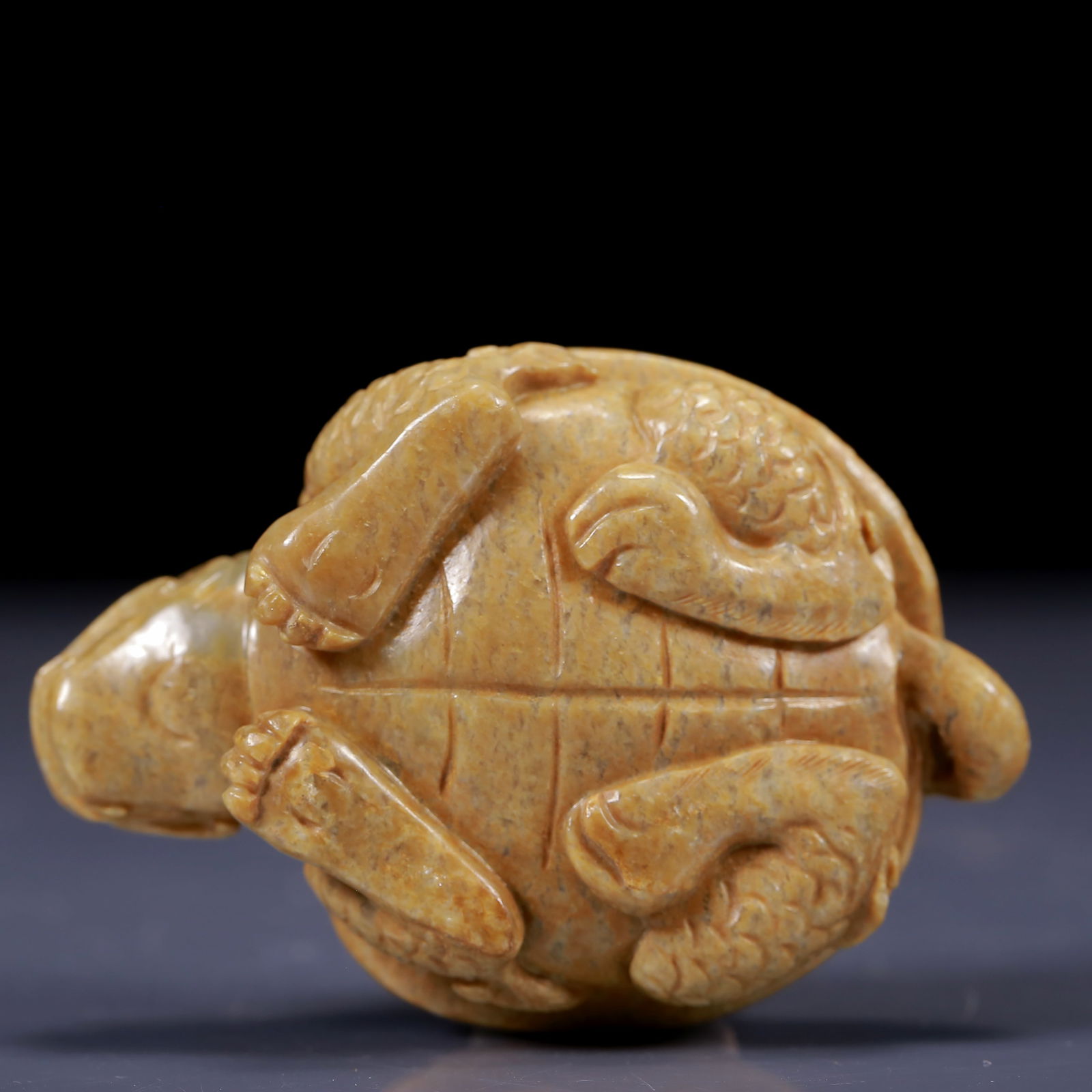 An Exquisite White Jade Dragon Turtle Pattern Ornament - 8