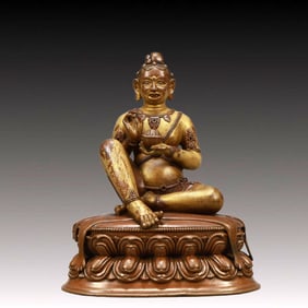 A Solemn Gilt Bronze Statue of Vajra