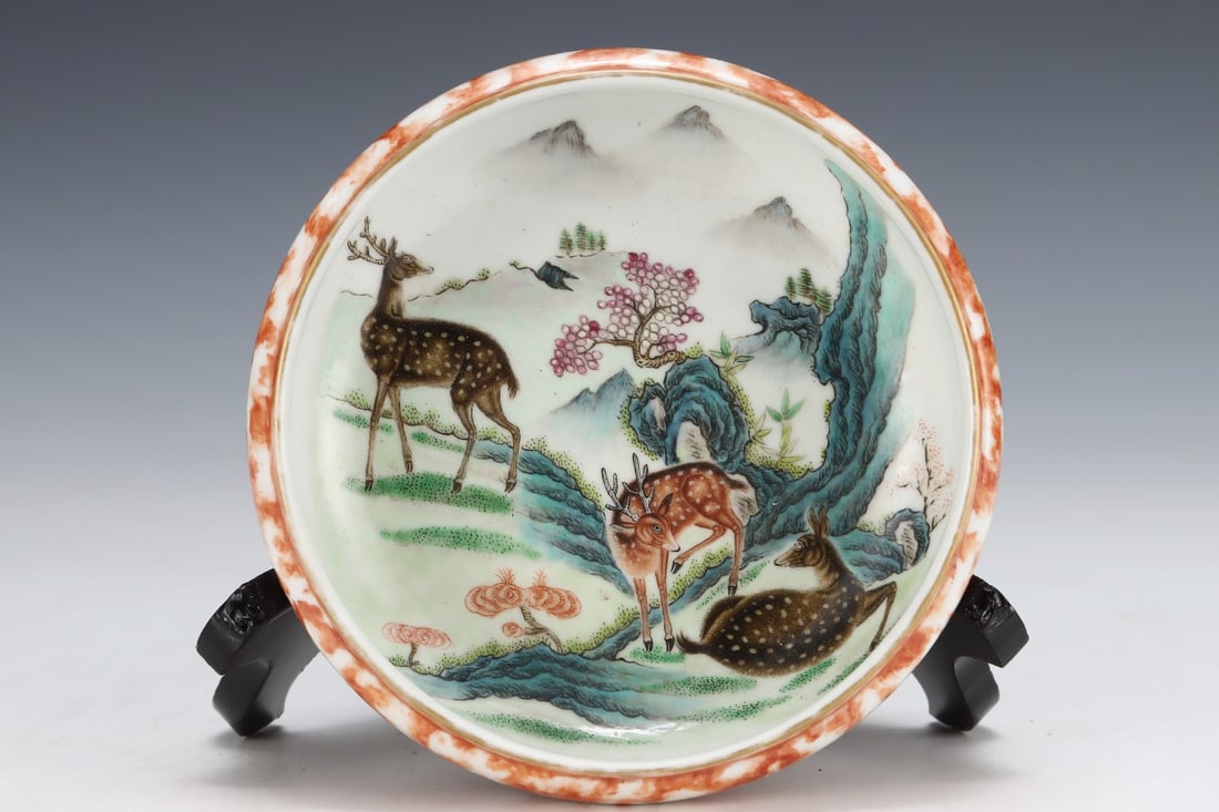 An Exquisite Famille-Rose Deer Pattern Brush Washer: An Exquisite Famille-Rose Deer Pattern Brush Washer,Qing Dynasty, China,Yongzheng Four-character Mark,Size:1.6inx5.5in 