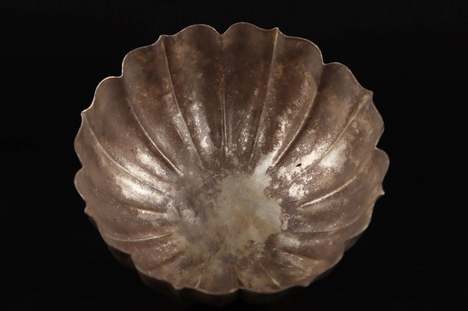 A Fine Silver Bowl - 2