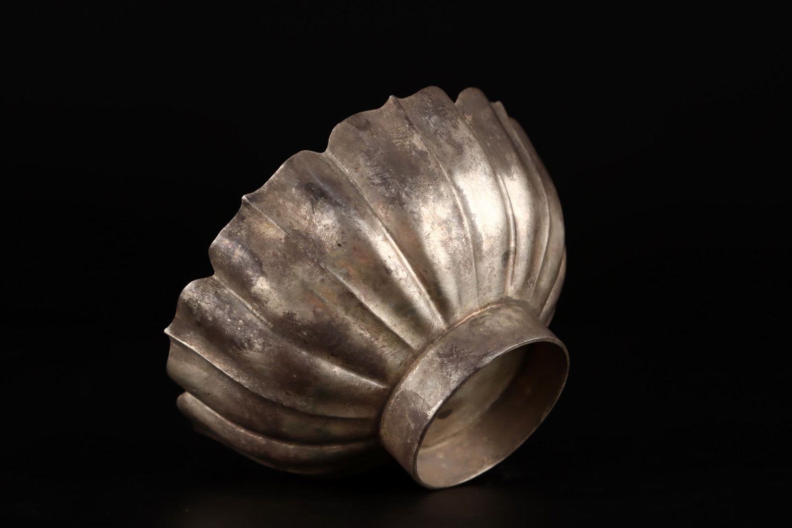 A Fine Silver Bowl - 8