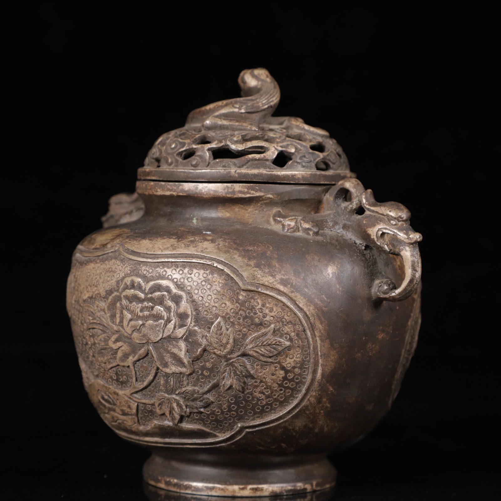 An Exquisite Silver Flower Pattern Beast-Ears Censer - 10