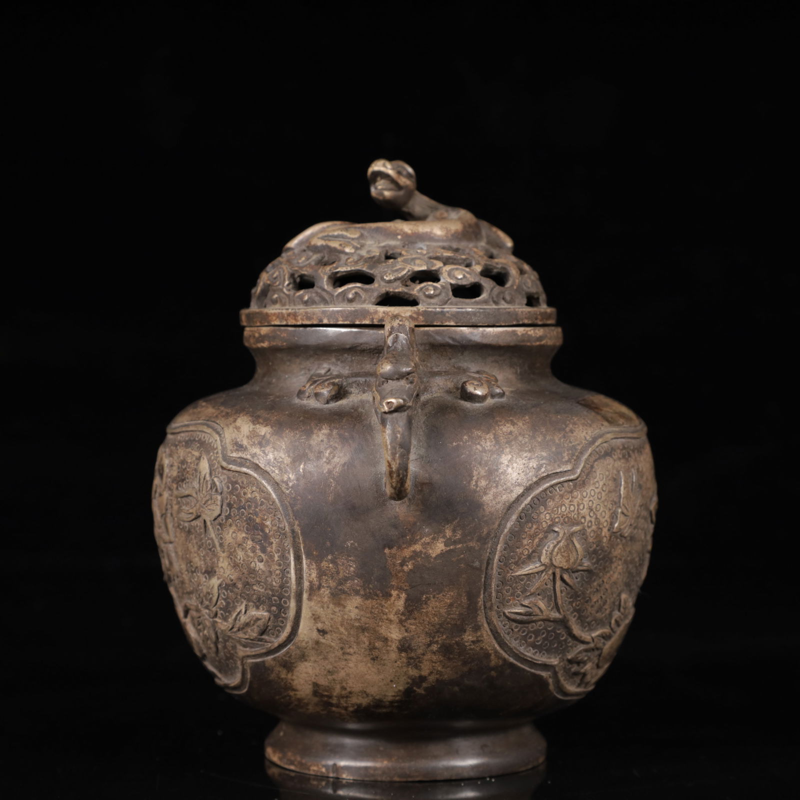 An Exquisite Silver Flower Pattern Beast-Ears Censer - 7
