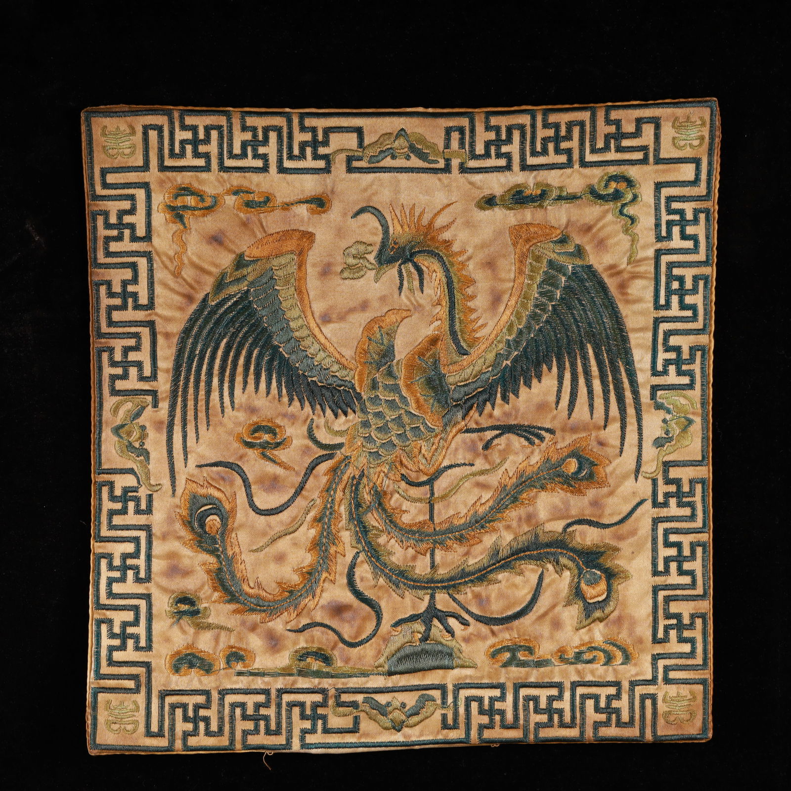 An Exquisite Embroidery Phoenix Pattern Civil Official Rank Badges: An Exquisite Embroidery Phoenix Pattern Civil Official Rank Badges,Qing Dynasty, China,Size:10.2inx10.2in 刺绣凤官补,中国清代