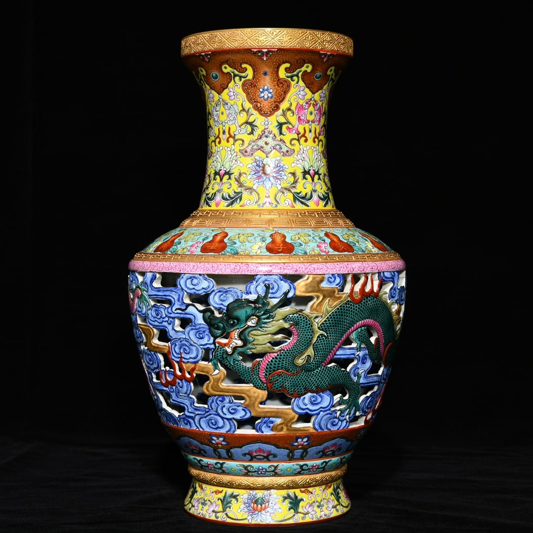 A Rare Famille-Rose Gilt Auspicious Cloud and Dragon Pattern Vase: A Rare Famille-Rose Gilt Auspicious Cloud and Dragon Pattern Vase,Qing Dynasty,China,Qianlong Four-Character Mark,Size:13.2inx8.1in 
