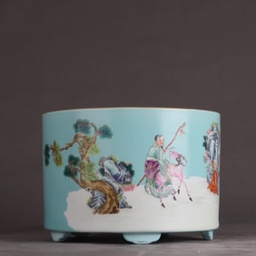 An Exquisite Turquoise Glazed Famille-Rose Character and Story Pattern Brush Pot