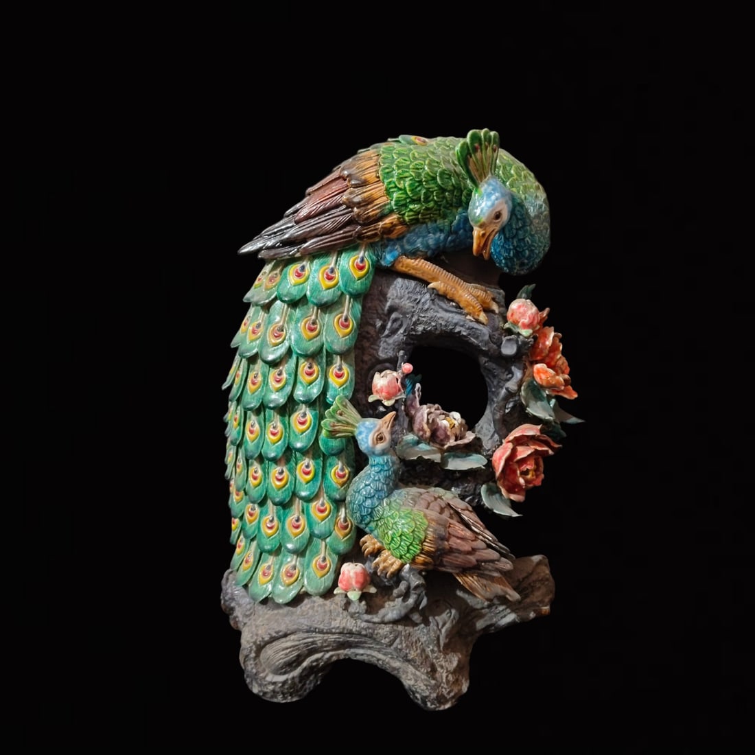 A Huge Shiwan yao Peacock Ornament: A Huge Shiwan yao Peacock Ornament,Qing Dynasty, China,Size:16.5inx7.9inx20.9in 石湾窑孔雀摆件,中国清代