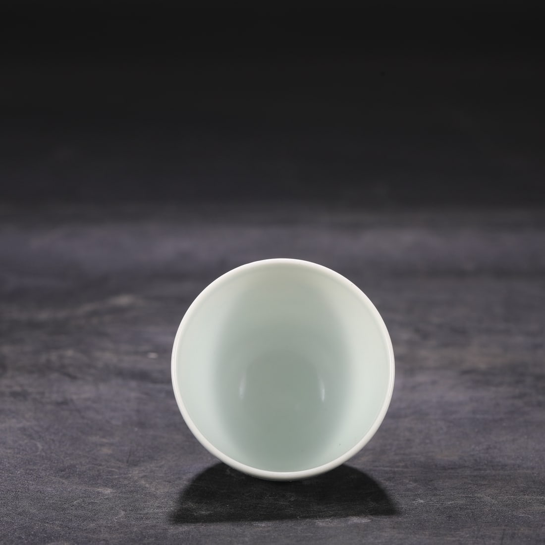 An Exquisite Doucai Flower Pattern Cup - 3