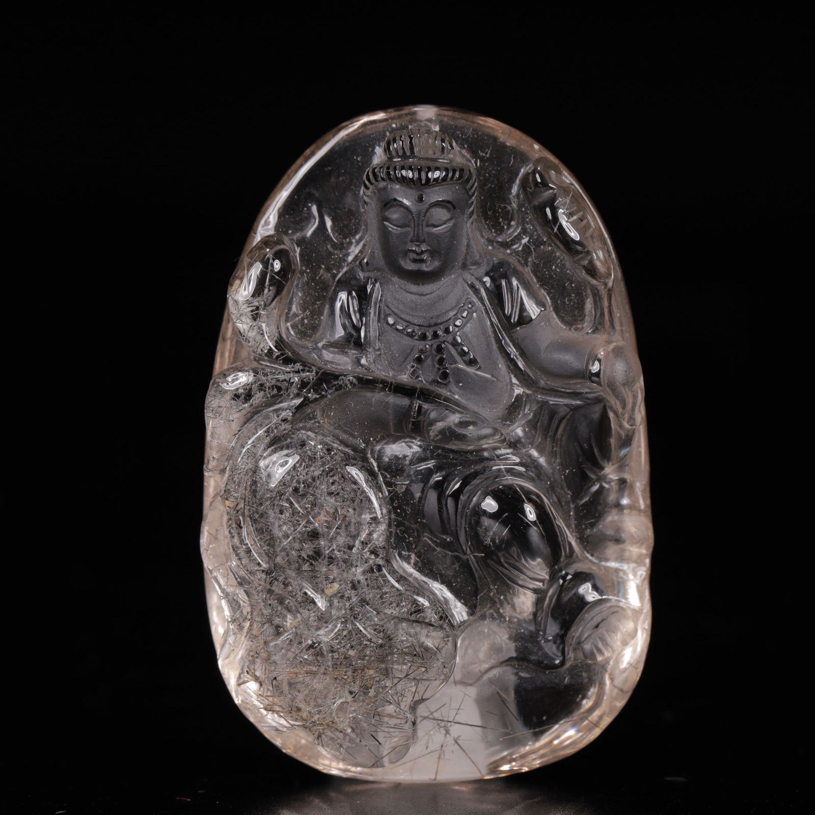 An Exquisite Crystal Statue of Avalokitesvara Pendant: An Exquisite Crystal Statue of Avalokitesvara Pendant,Size:1.4inx0.6inx2in,Weight:40g 水晶观音挂件