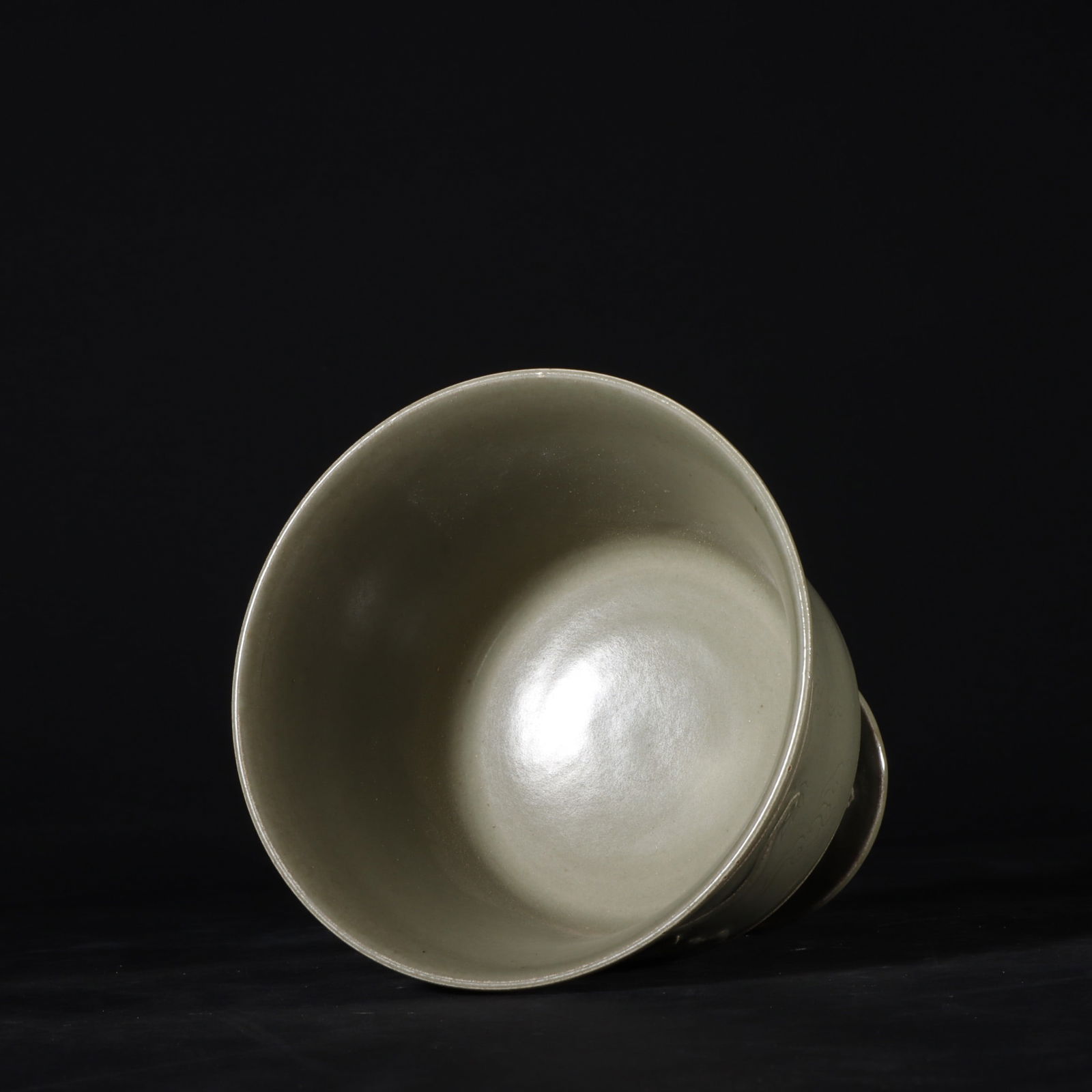 An Exquisite Yue yao Dragon Pattern Stem Cup - 6