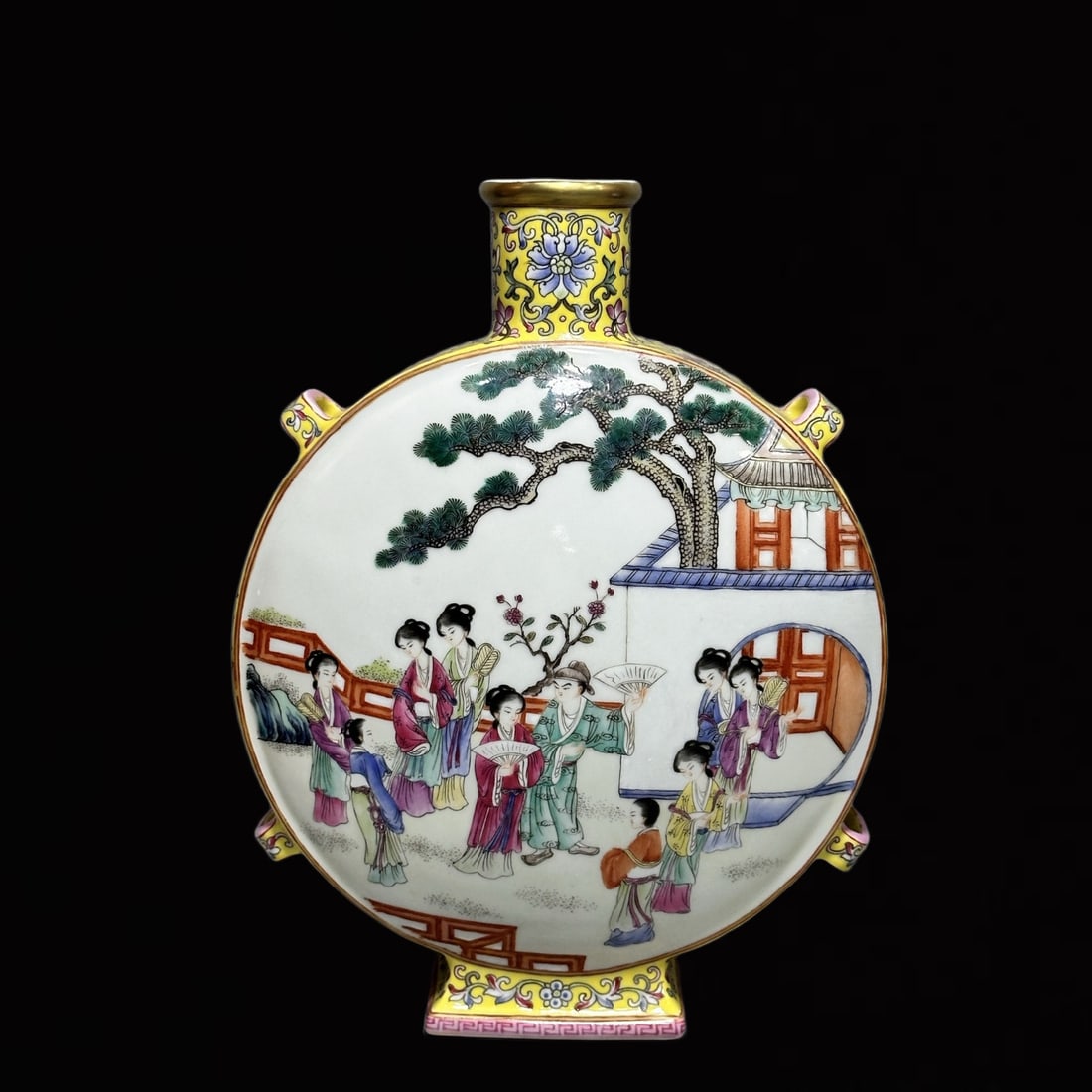 An Exquisite Famille-Rose Figure and Story Pattern Double-Ears Vase: An Exquisite Famille-Rose Figure and Story Pattern Double-Ears Vase,Qing Dynasty,China,Qianlong Six-Character Mark,Size:11.8inx8.9in 粉彩人物故事纹双