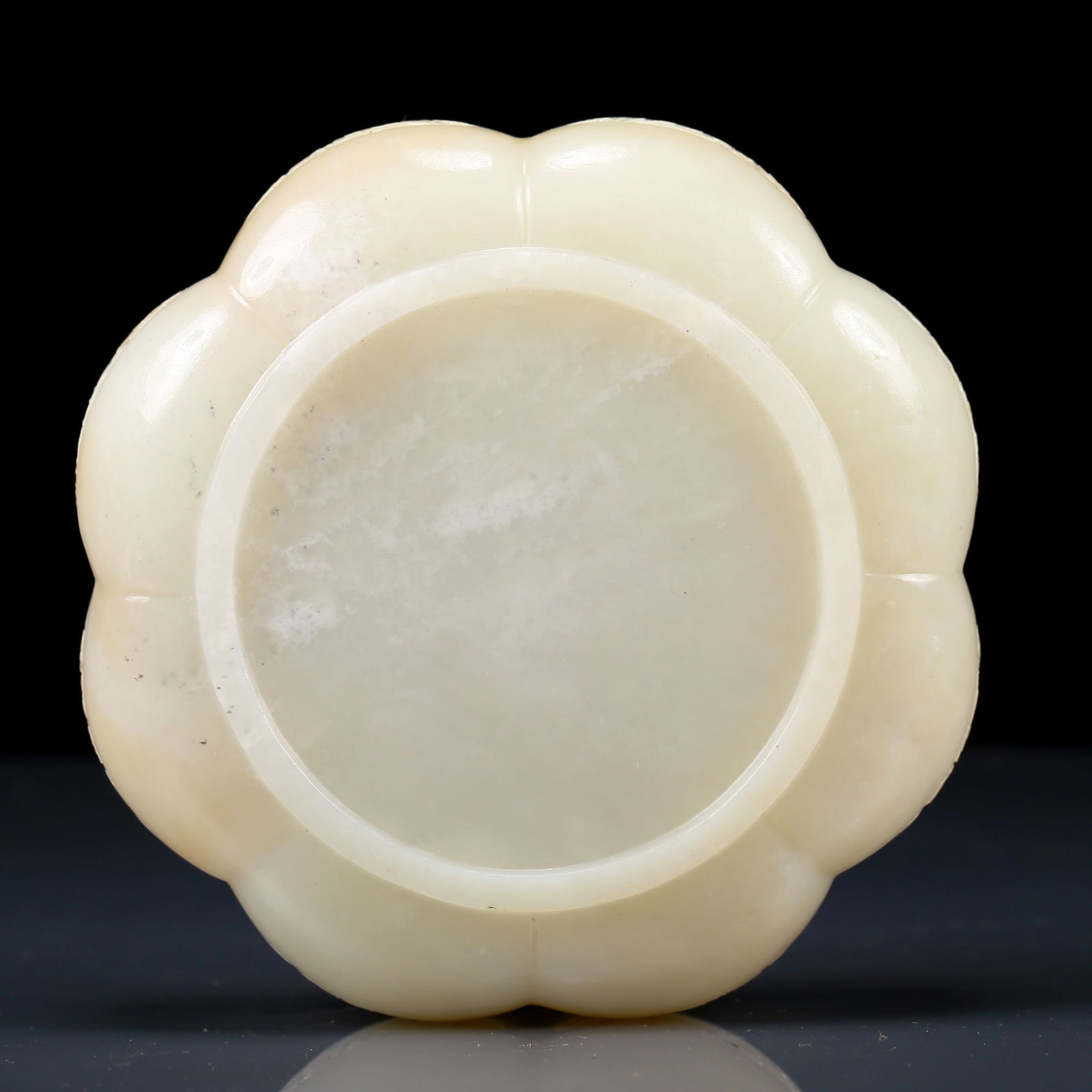 An Exquisite White Jade Lotus Pattern Box - 6