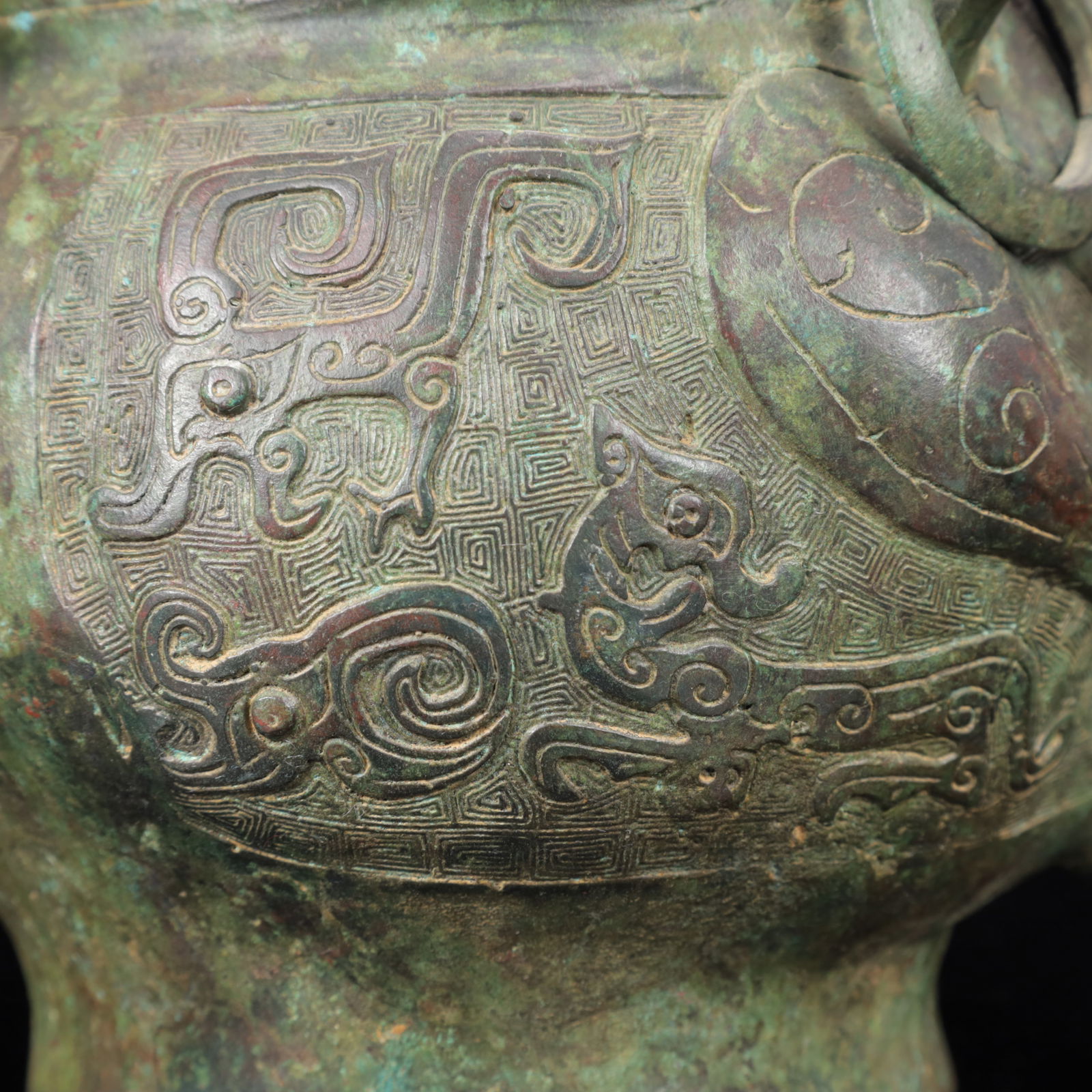 An Archaic Bronze Beast-Face Pattern Double-Ears Jar - 10