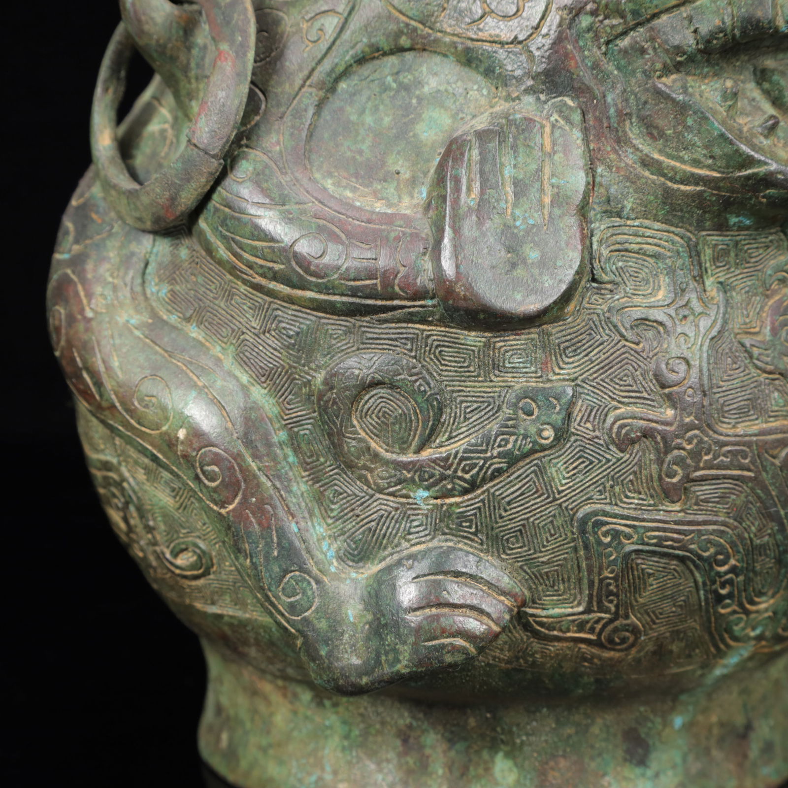 An Archaic Bronze Beast-Face Pattern Double-Ears Jar - 6