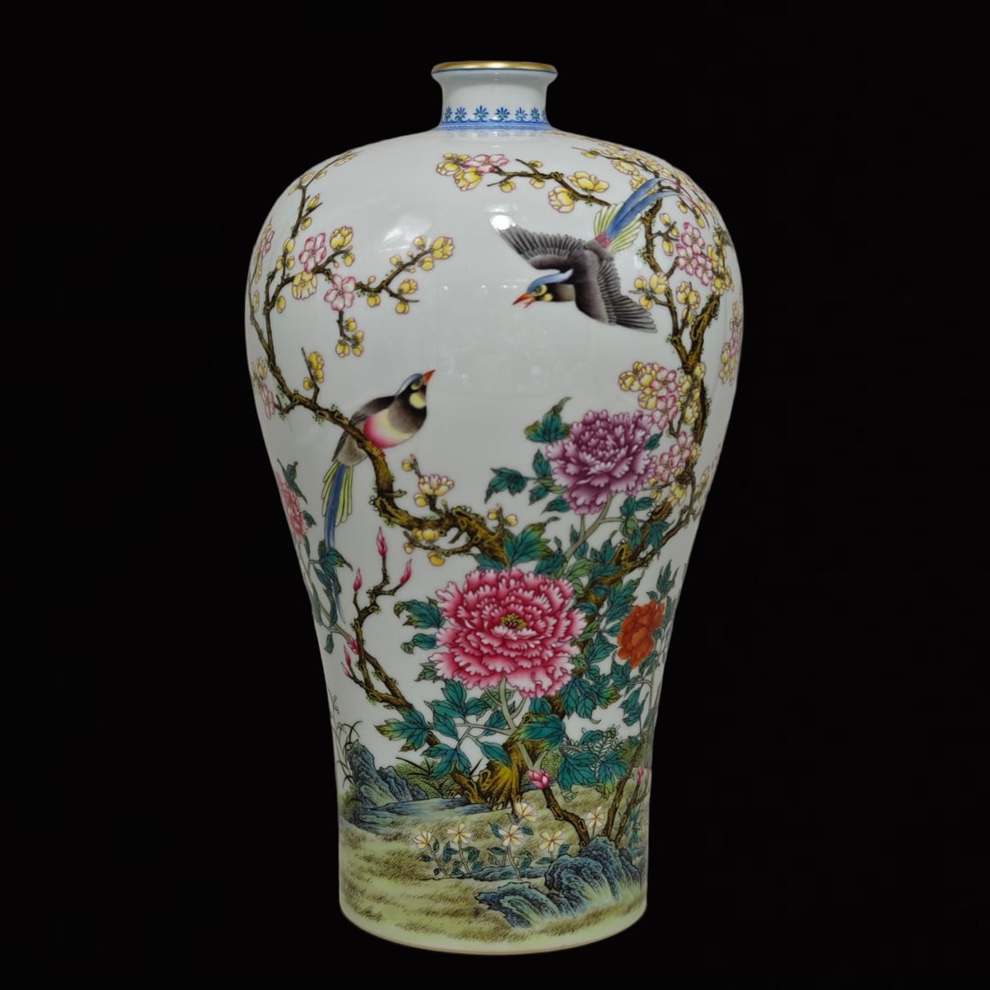 An Exquisite Enamel Flower and Bird Pattern Vase,with poem: An Exquisite Enamel Flower and Bird Pattern Vase,with poem,Qing Dynasty,China,Yongzheng Six-character Mark,Size:12inx6.7in 