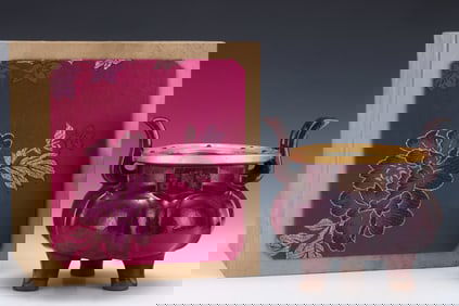 An Exquisite Jun yao Red Glazed Cover with Gold Double-Ears and Tripod Censer,Inlaid Gems