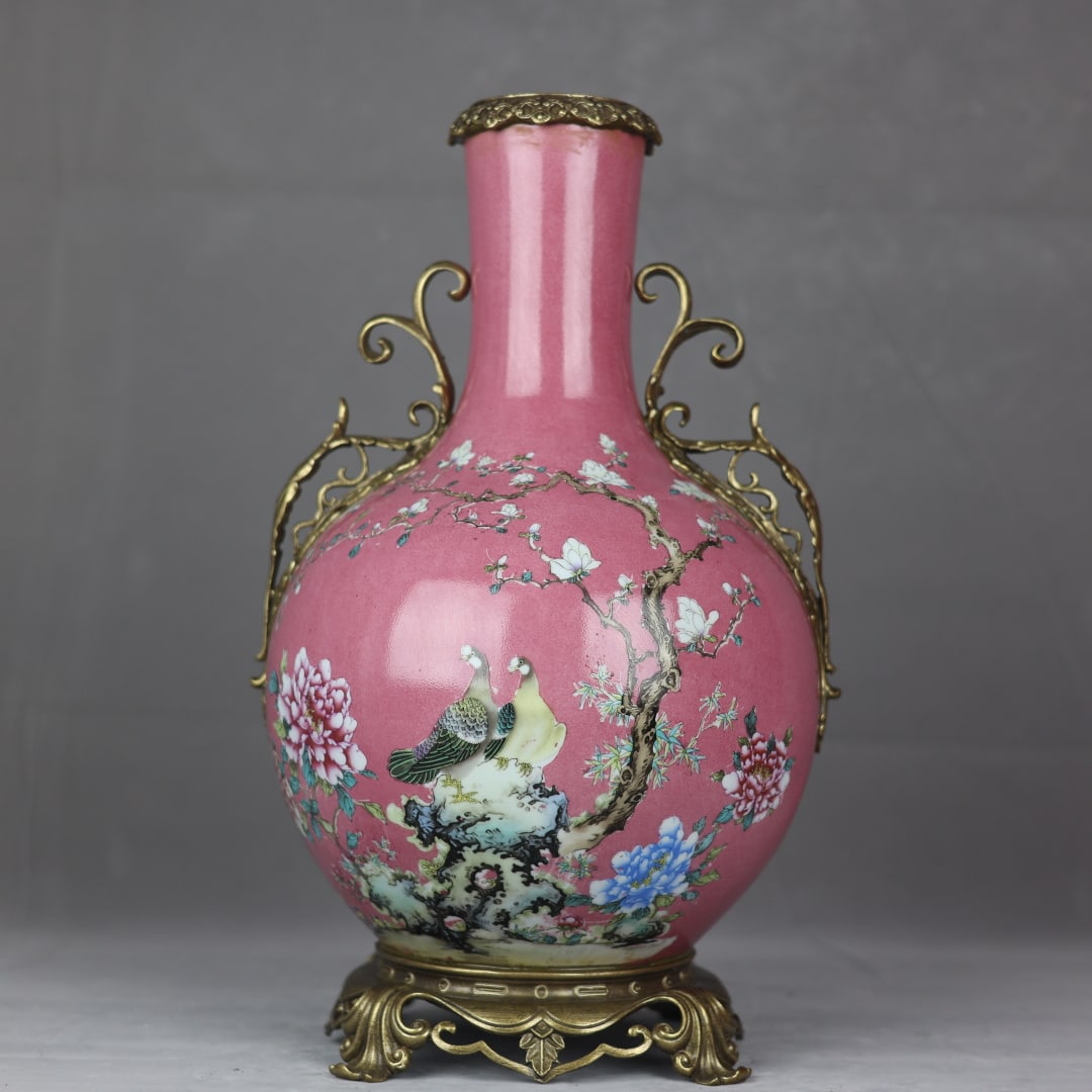 A Huge Famille-Rose Inlaid Bronze Flower and Bird Pattern Double-Ears Vase: A Huge Famille-Rose Inlaid Bronze Flower and Bird Pattern Double-Ears Vase,Qing Dynasty,China,Qianlong Four-Character Mark,Size:17.7inx10.6in 粉彩嵌铜花鸟纹&#