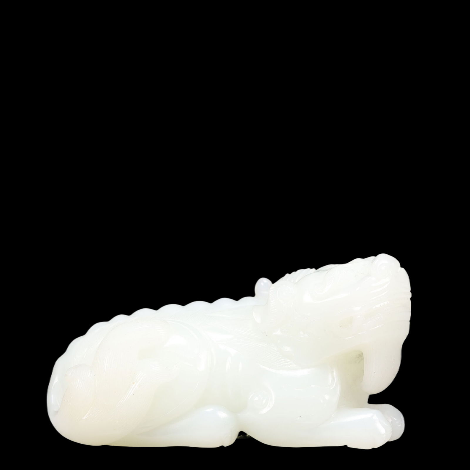 An Exquisite White Jade Unicorn Ornament: An Exquisite White Jade Unicorn Ornament, Qing Dynasty, China, Size:3.5inx1.6inx2in, Weight:267g 