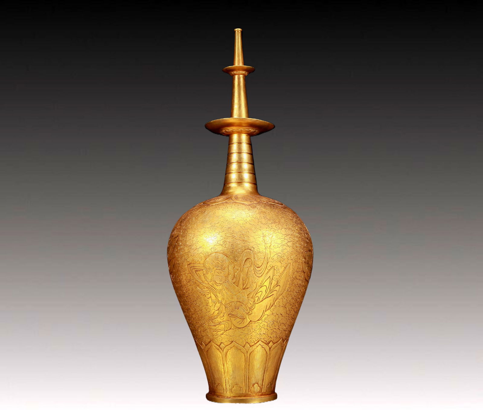 A Huge Gilt Bronze Figure Pattern Vase - 8