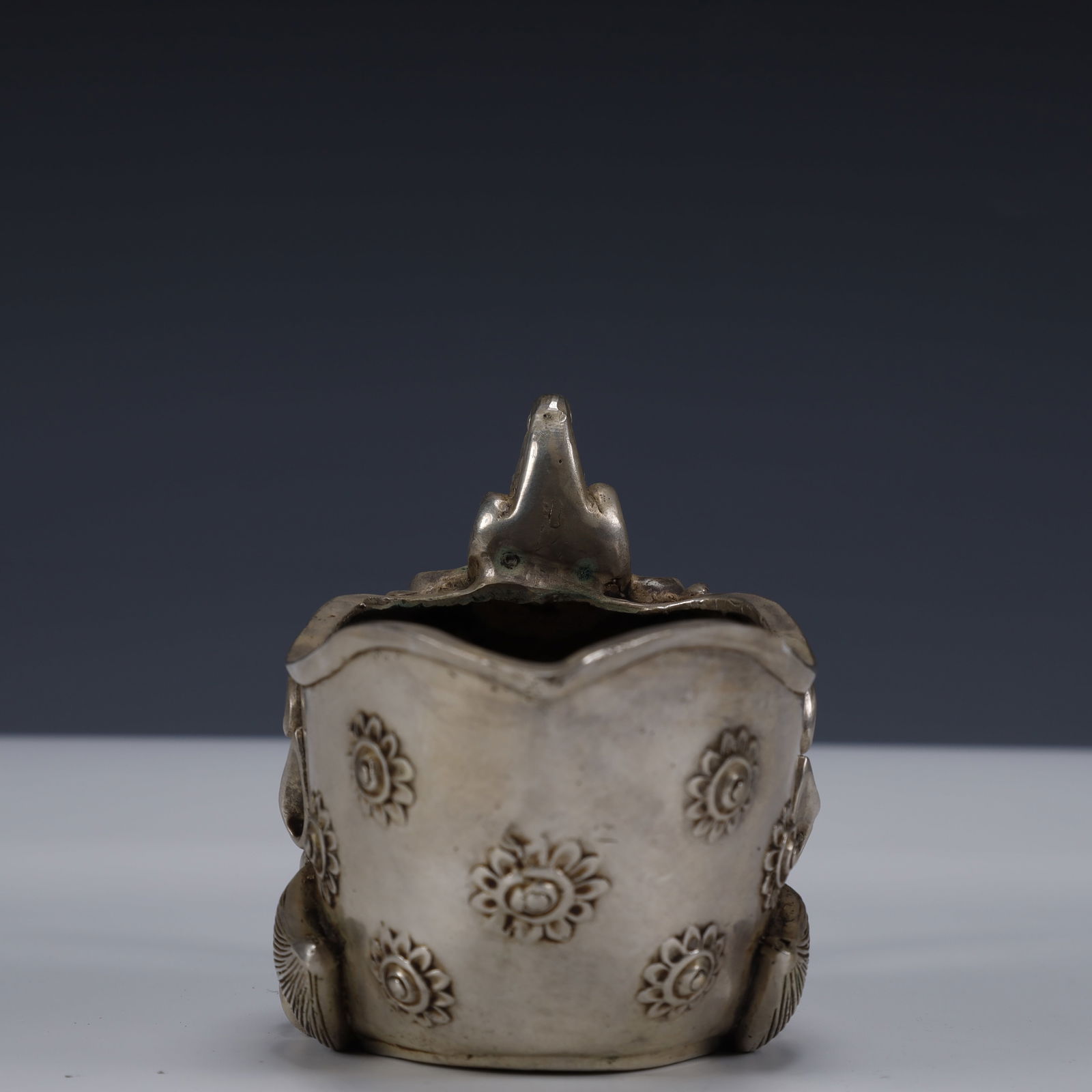 An Exquisite Silver-plated Dragon Pattern Cup - 3