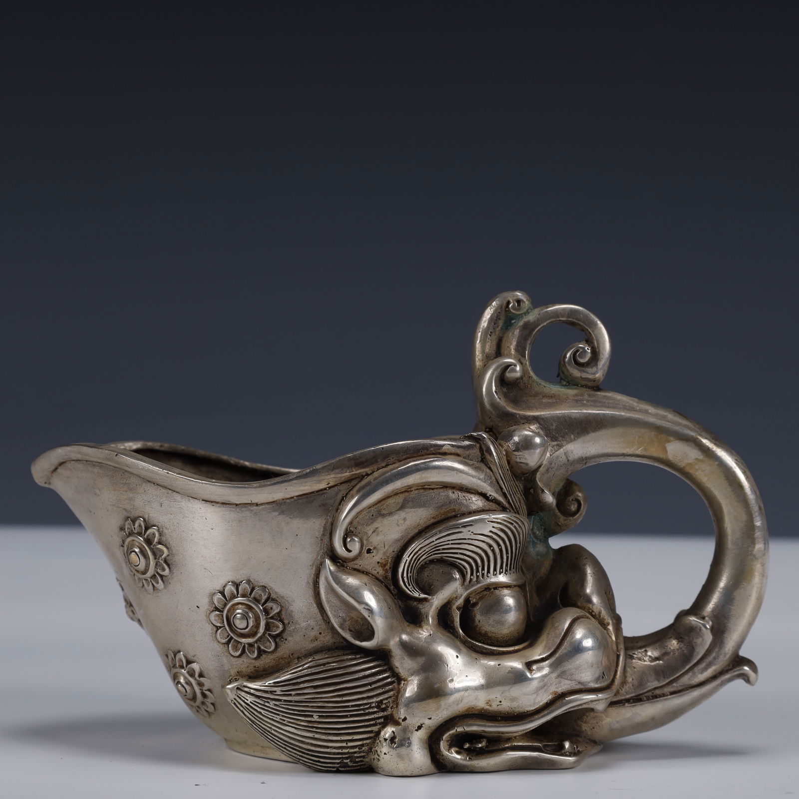 An Exquisite Silver-plated Dragon Pattern Cup - 6
