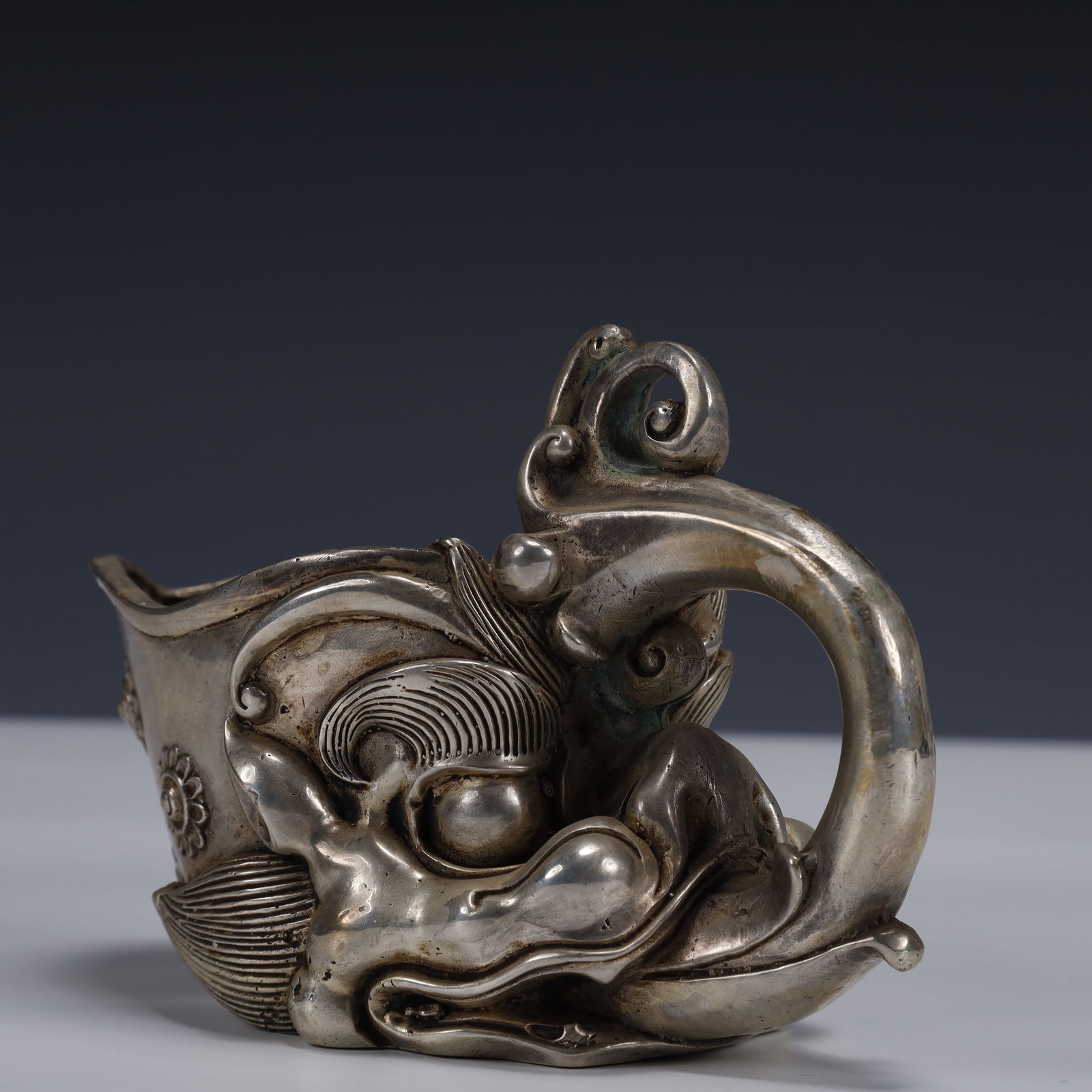 An Exquisite Silver-plated Dragon Pattern Cup - 7