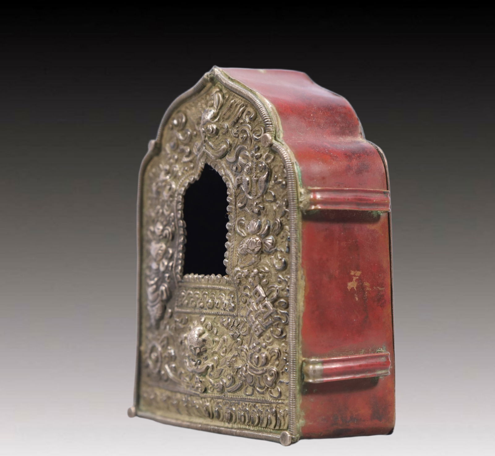 A Rare Bronze Flower Pattern Niche - 2