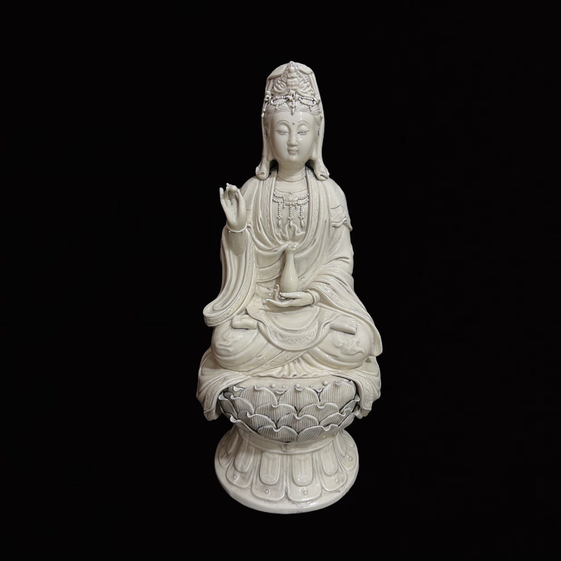 A Solemn Blance-De-Chine Statue of Avalokitesvara: A Solemn Blance-De-Chine Statue of Avalokitesvara,Ming Dynasty,China,He Chaozong Mark,Size:19.7in 