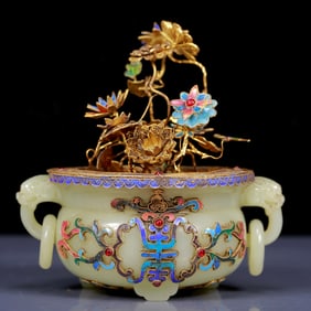 An Exquisite Greenish Jade Inlaid silver-gilt Flower Bonsai