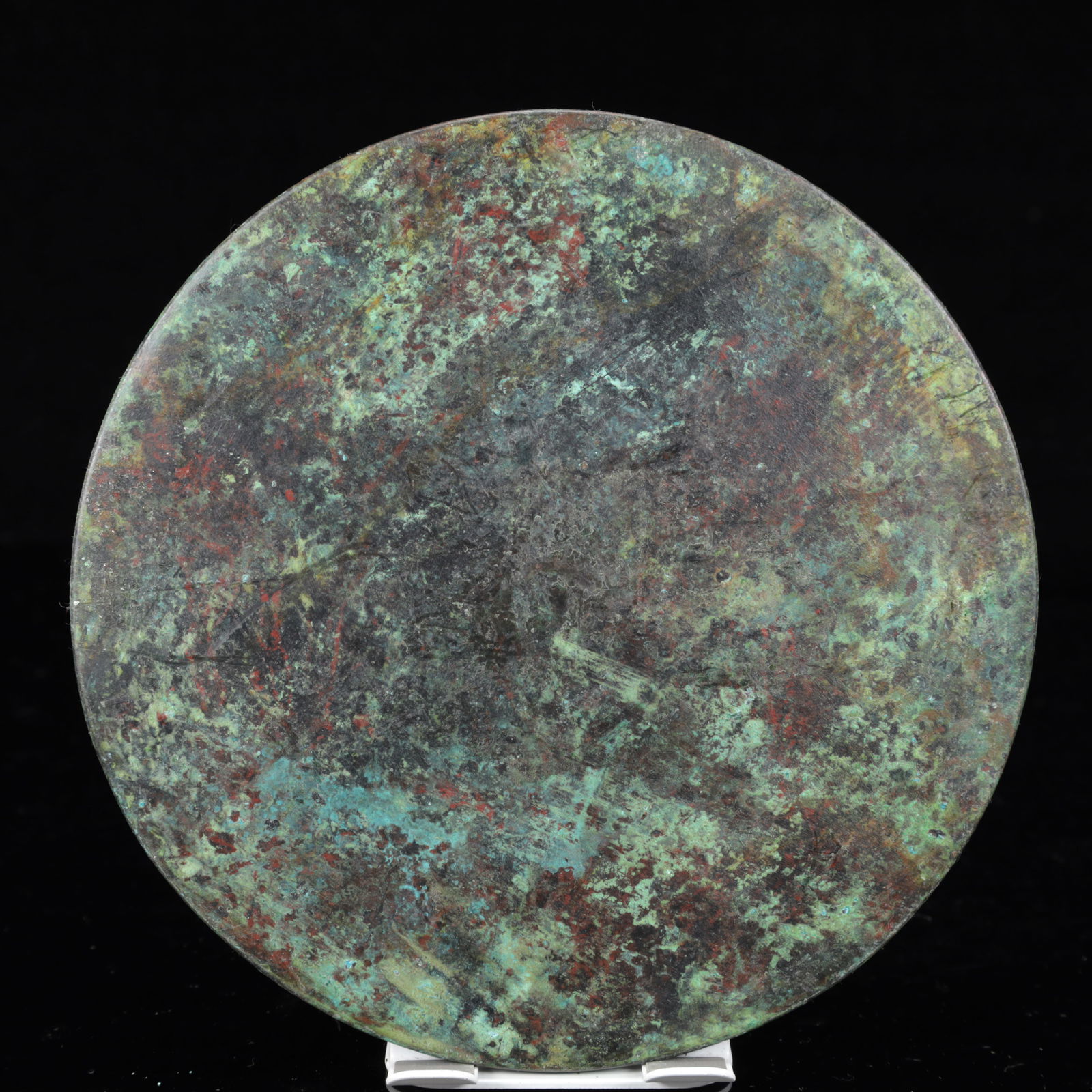 An Archaic Bronze Figure Pattern Round Mirror - 8