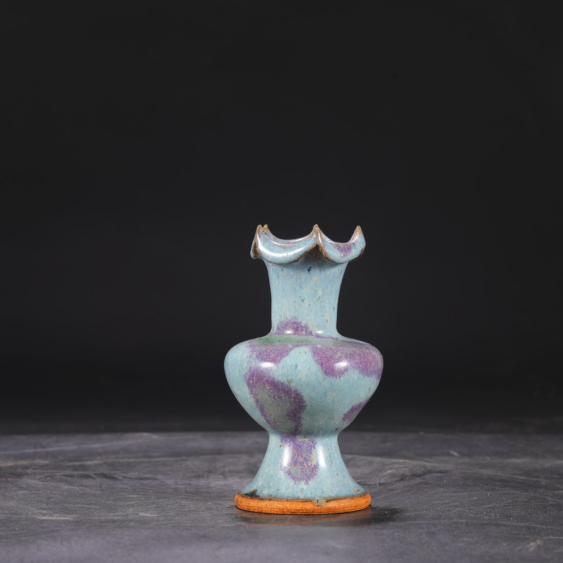 An Exquisite Jun yao Vase - 2