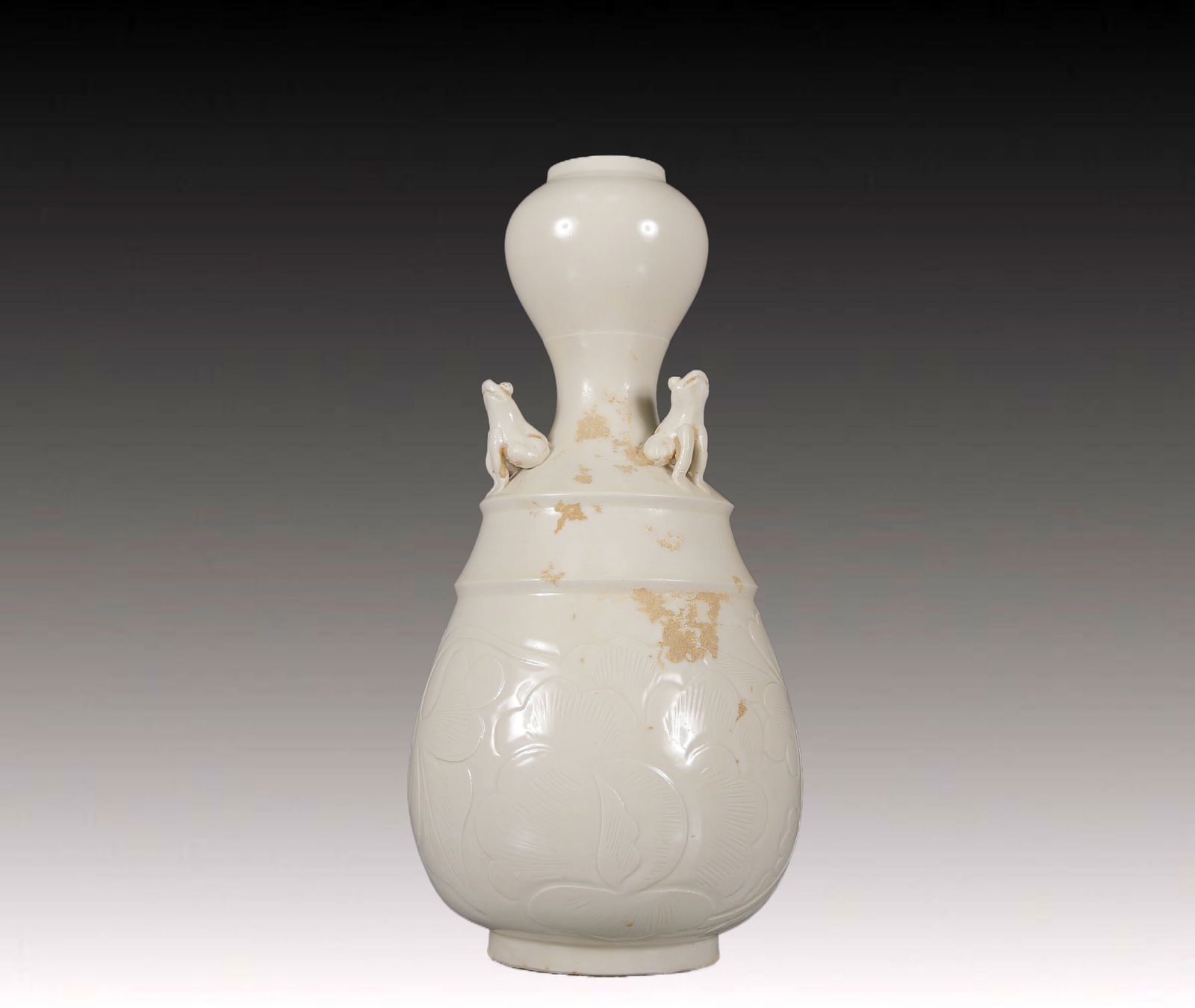 An Exquisite Ding yao Lotus and Frog Pattern Vase: An Exquisite Ding yao Lotus and Frog Pattern Vase,Song Dynasty, China,Size:5.5inx5.5inx11.4in,Weight:850g 